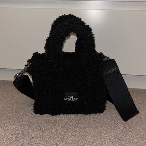 Marc Jacobs The Teddy Crossbody Tote Bag